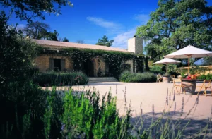 The courtyard outside the Sunstone tasting room